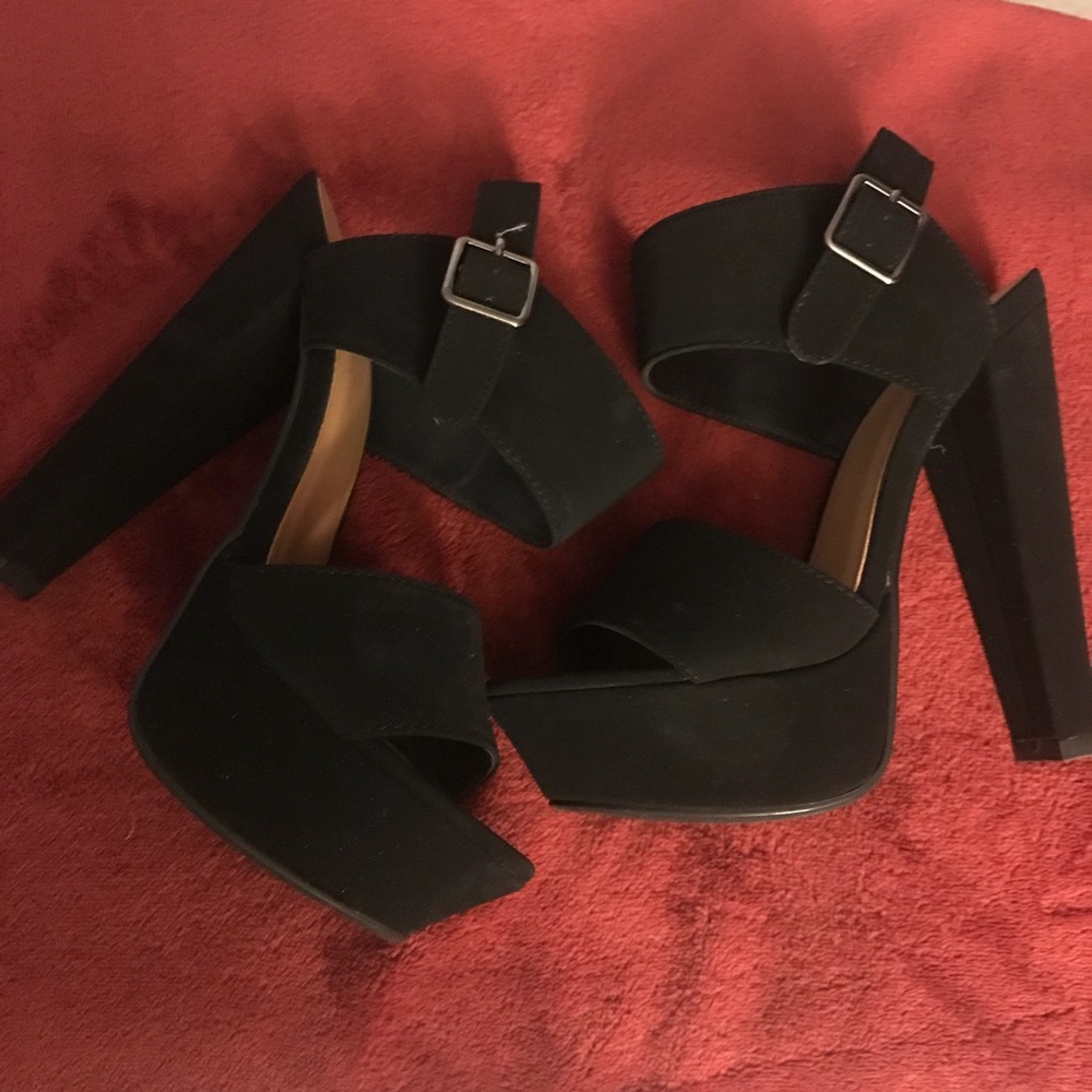 Black thick heels